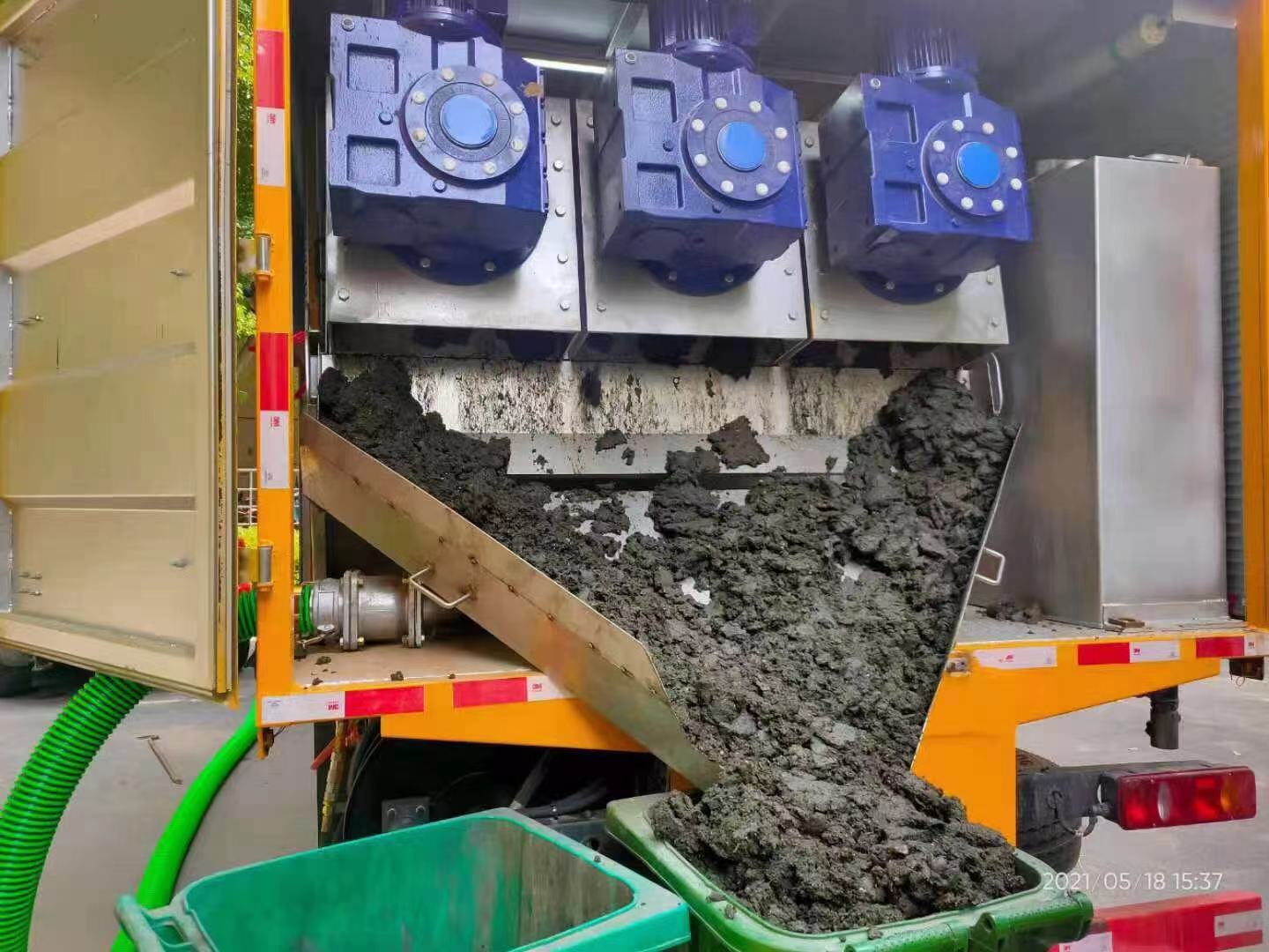 五峰化粪池清掏城市维护站-泥浆净化干湿分离处理